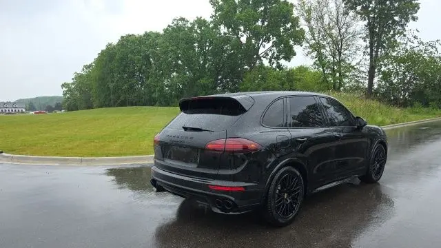 2017 Porsche Cayenne GTS