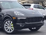2017 Cayenne Thumbnail 2