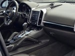2017 Cayenne Thumbnail 8