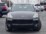 2017 Cayenne Thumbnail 3