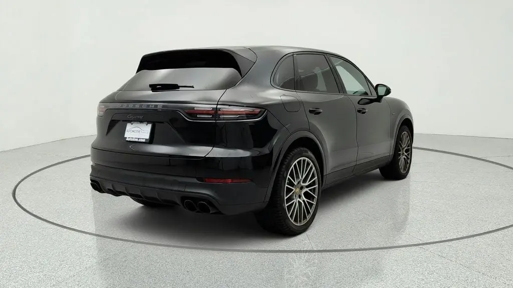 2022 Porsche Cayenne E-Hybrid