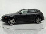2022 Cayenne Thumbnail 8