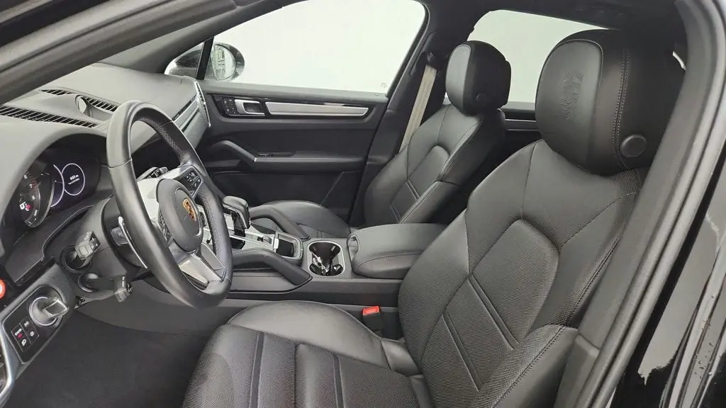 2022 Porsche Cayenne E-Hybrid