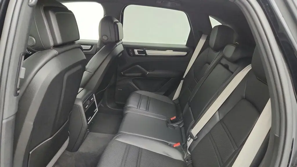 2022 Porsche Cayenne E-Hybrid