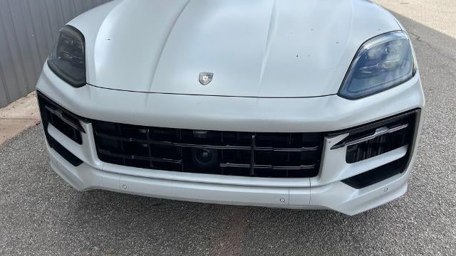 2024 Porsche Cayenne E-Hybrid