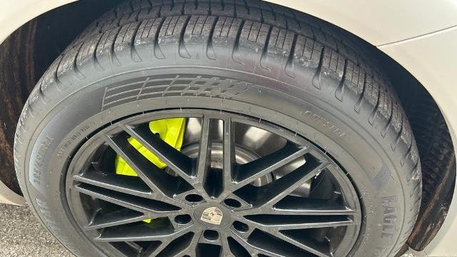 2024 Porsche Cayenne E-Hybrid