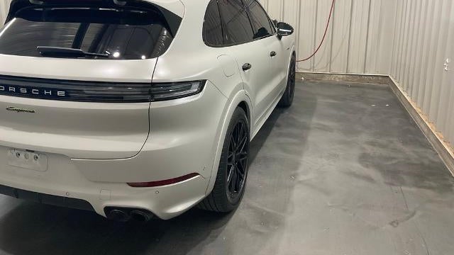 2024 Porsche Cayenne E-Hybrid