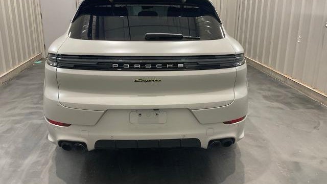 2024 Porsche Cayenne E-Hybrid
