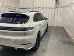 2024 Cayenne Thumbnail 21