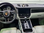 2023 Macan Thumbnail 3