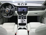 2023 Macan Thumbnail 17
