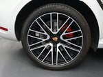 2023 Macan Thumbnail 40