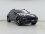2017 Macan Thumbnail 1