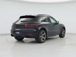 2017 Macan Thumbnail 8