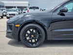 2026 Macan Thumbnail 7