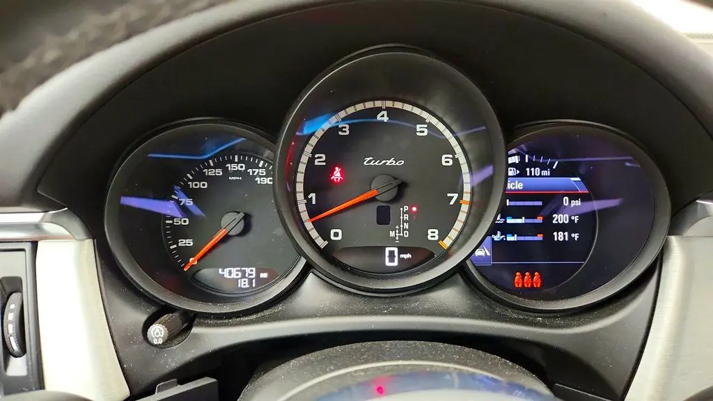2020 Porsche Macan Turbo