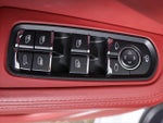 2024 Macan Thumbnail 34