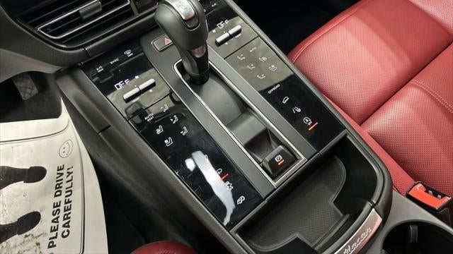 2025 Porsche Macan GTS