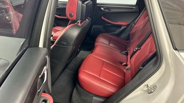 2025 Porsche Macan GTS