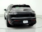 2024 Macan Thumbnail 6