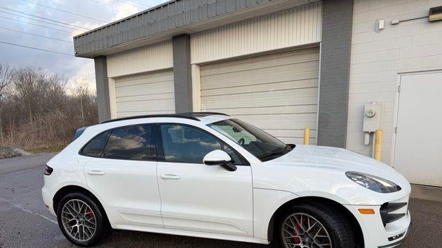 2018 Porsche Macan Turbo