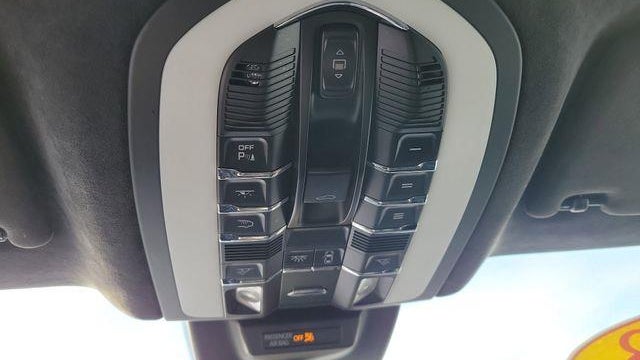 2018 Porsche Macan Turbo
