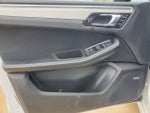 2018 Macan Thumbnail 7