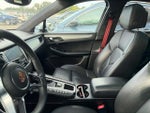 2018 Macan Thumbnail 7