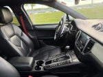 2018 Macan Thumbnail 13