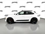 2023 Macan Thumbnail 8