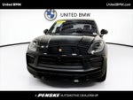 2025 Macan Thumbnail 2
