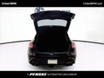 2025 Macan Thumbnail 21