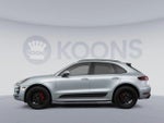 2017 Macan Thumbnail 2