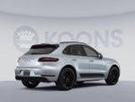2017 Macan Thumbnail 3