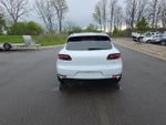 2017 Macan Thumbnail 6