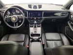 2022 Macan Thumbnail 9
