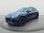 2018 Macan Thumbnail 1