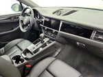 2024 Macan Thumbnail 26