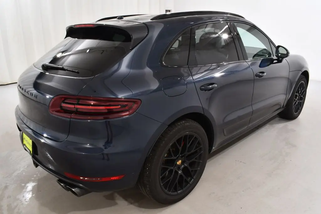 2018 Porsche Macan - $25,455