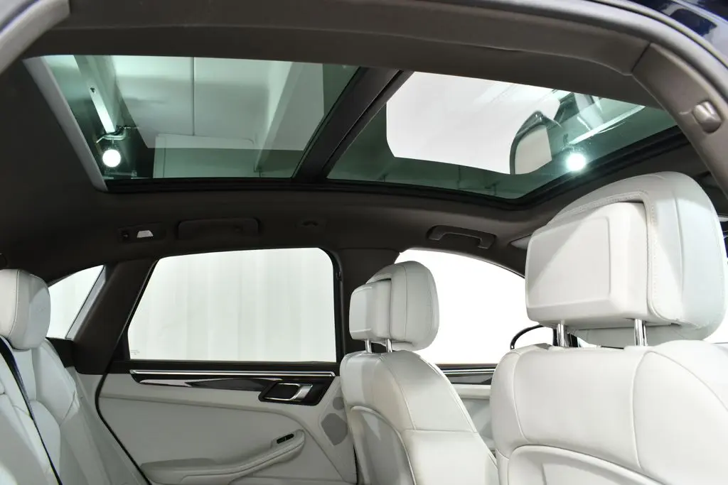 2018 Porsche Macan - $25,455