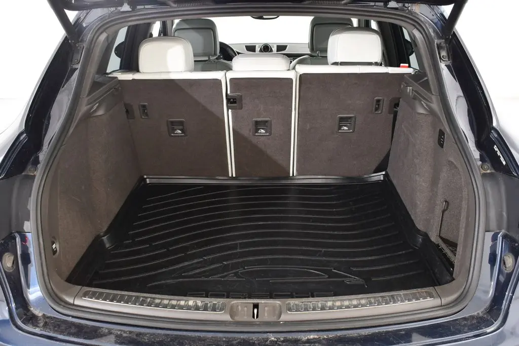 2018 Porsche Macan - $25,455