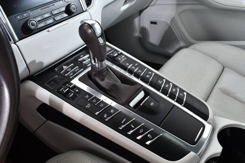 2018 Porsche Macan - $25,455