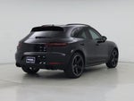 2018 Macan Thumbnail 8