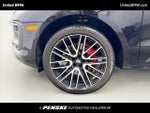 2023 Macan Thumbnail 2