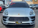 2017 Macan Thumbnail 4