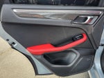 2017 Macan Thumbnail 22