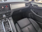 2021 Macan Thumbnail 18