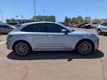 2021 Macan Thumbnail 4