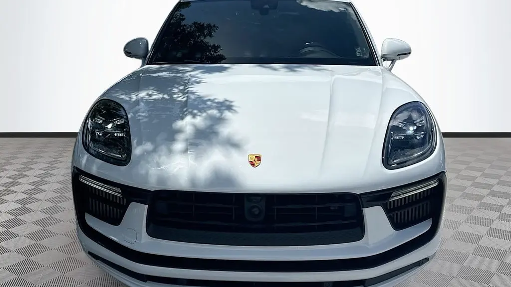 2023 Porsche Macan S