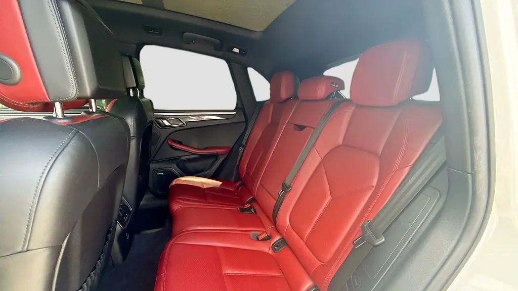 2023 Porsche Macan S